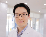 국제성모병원 김영욱 교수, 마르퀴즈 후즈후 평생공로상
